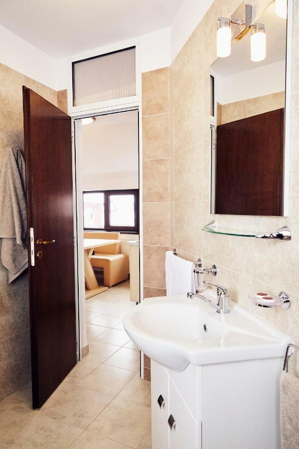 Apartament Modern Brasov Exterior photo